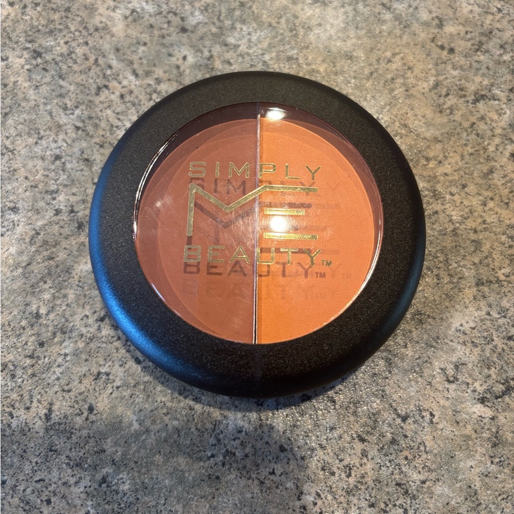 Coral Blush/Contour FREE